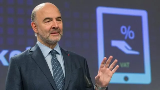 Μοσκοβισί: Τέλος τα μνημόνια για την Ελλάδα