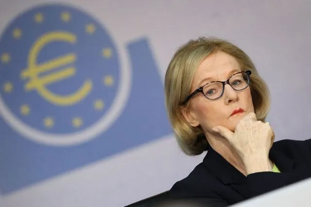 Συνάντηση με Νουί - Aνίχνευση των παραμέτρων των stress tests