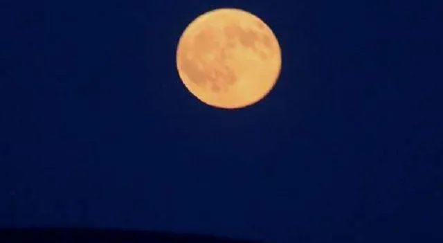 Με «Σούπερ-Σελήνη» άνοιξε και κλείνει ο πρώτος μήνας του 2018
