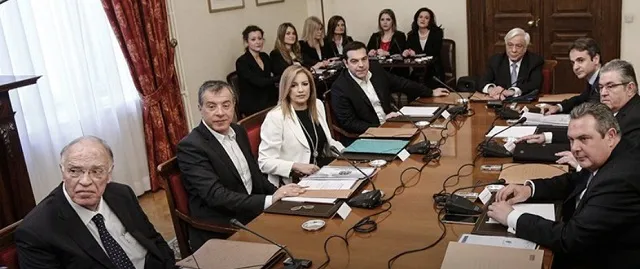 Σε αναζήτηση εθνικής γραμμής για το Σκοπιανό