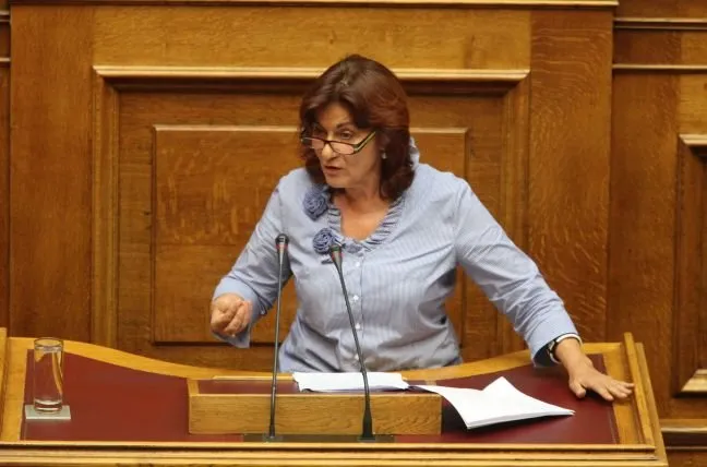 Φωτίου: Επιταχύνονται οι διαδικασίες για την αναδοχή και την υιοθεσία