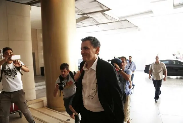 Τσακαλώτος: Κομβικός ο ρόλος της Αναπτυξιακής Τράπεζας και των συνεταιριστικών