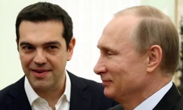 Τι βλέπει η Αθήνα στην πρόσκληση Πούτιν
