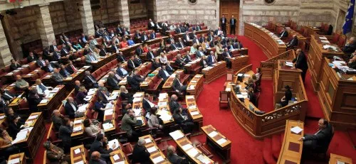Άγρια Κόντρα στη Βουλή για το συλλαλητήριο - Προκλήσεις από ΧΑ