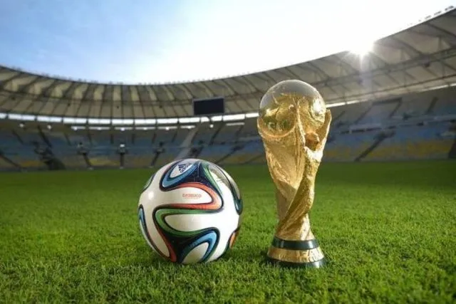 FIFA: Έρχεται Μουντιάλ με 8 ομάδες!