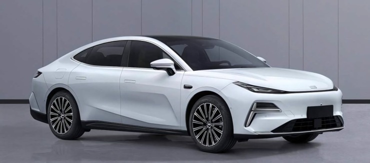 Geely Galaxy Starshine 8: Έρχεται η νέα ηλεκτρική έκδοση με 340 PS!