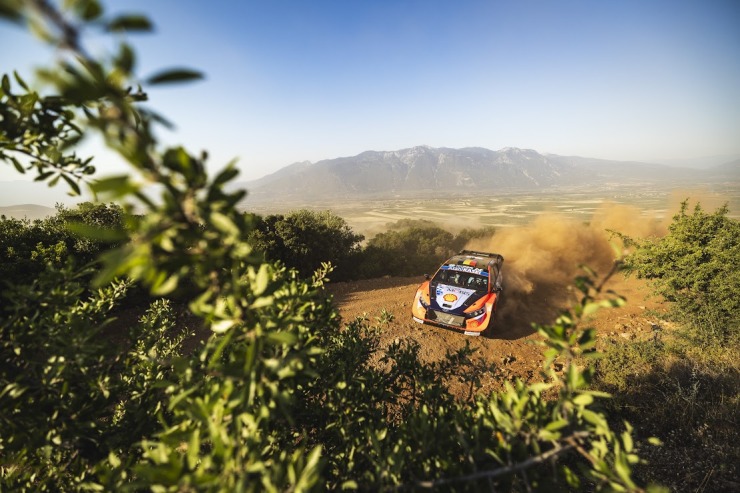 ΕΚΟ Rally Acropolis: Oι Thierry Neuville και Takamoto Katsuta ταχύτεροι στο shakedown