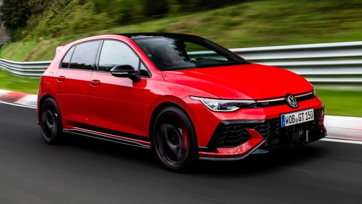 Το πιο «καυτό» Golf όλων των εποχών: Το νέο GTI Edition 50 έρχεται με 324 PS!