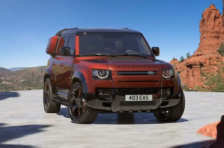 Land Rover Defender: Αναζωογόννηση στις επιδόσεις
