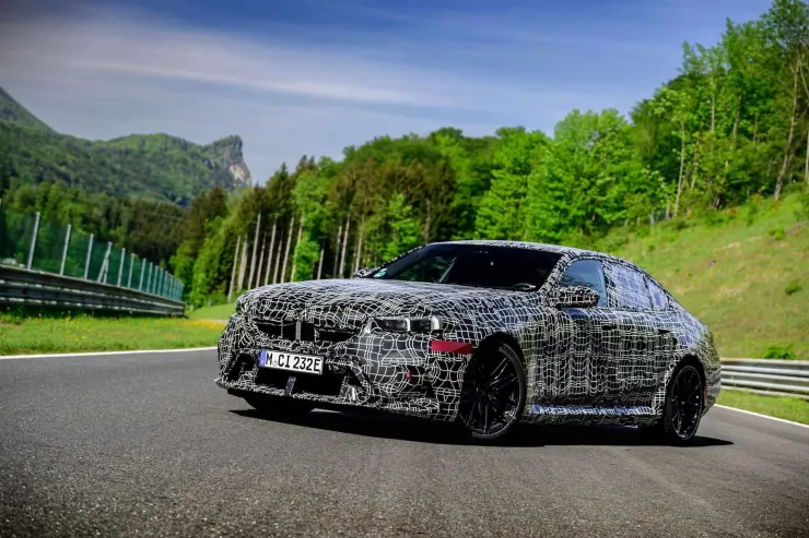 BMW: Η νέα Μ5 έρχεται αυτόν τον μήνα!