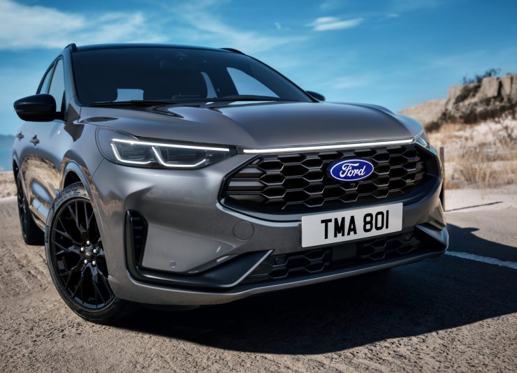 Το Ford Kuga τώρα με το νέο και αποκλειστικό πακέτο Black Package