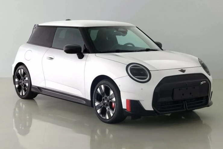 Έτοιμο το MINI Cooper JCW E των 258 PS