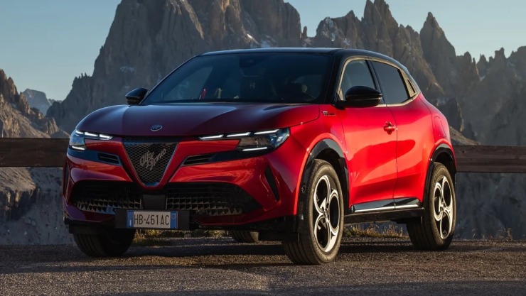 Νέα Alfa Romeo Junior 2026: Η έκδοση Ti ανεβάζει επίπεδο