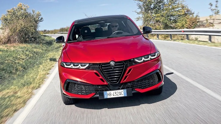Ανανεωμένη Alfa Romeo Tonale: Στυλ και πολυτέλεια σε ένα compact SUV Ανανεωμένη Alfa Romeo Tonale: Στυλ και πολυτέλεια σε ένα compact SUV