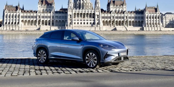 Δείτε ποια εταιρεία «κατάπιε» την Tesla στις παγκόσμιες πωλήσεις!