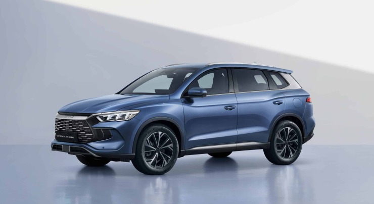 Η BYD παρουσιάζει το νέο SEALION 5 DM-i – Δείτε εκδόσεις και τιμές