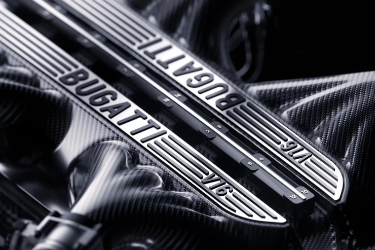 Bugatti: Το νέο υπεραυτοκίνητο θα διαθέτει ατμοσφαιρικό V16 μήκους ενός μέτρου