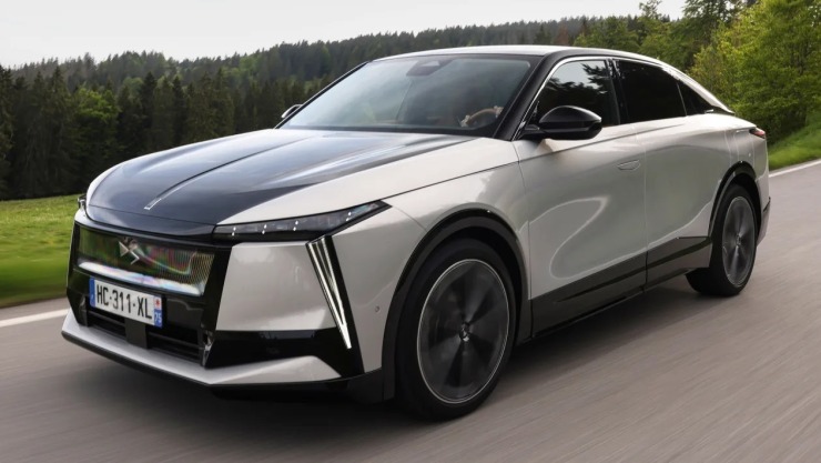 DS No8: Το «κρυφό διαμάντι» των ηλεκτρικών SUV, με πολυτέλεια και αυτονομία που σοκάρει!