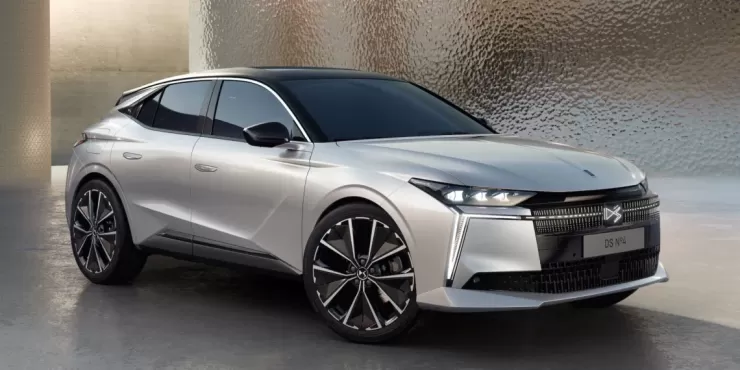 DS N°4: Το Νέο Premium συμπαγές SUV της DS Automobiles