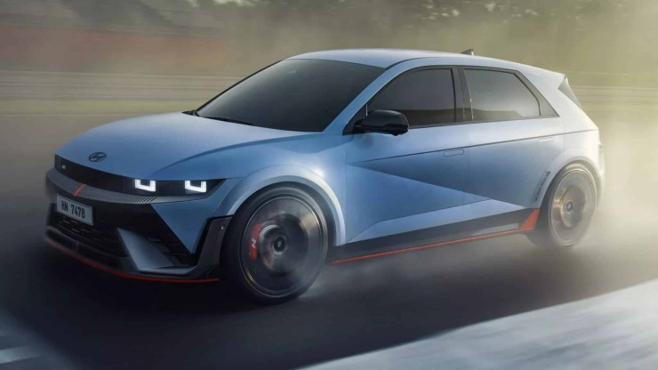 Hyundai Ioniq 5 N Essential: Η νέα προσιτή έκδοση, που φέρνει τις επιδόσεις πιο κοντά