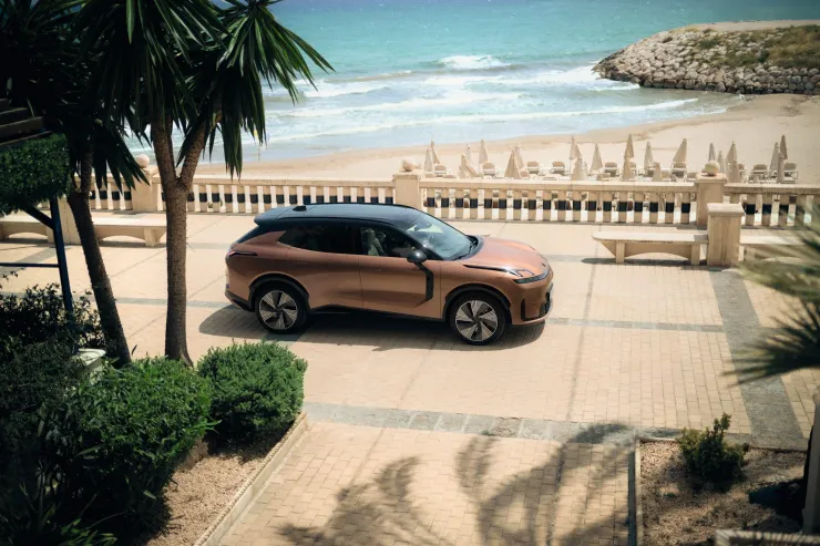 Lynk & Co 08 – Το νέο Plug-In Hybrid έφτασε στην Ελλάδα