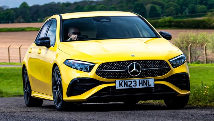 Mercedes-Benz A-Class (2025): Το premium μικρομεσαίο που ορίζει ξανά την κατηγορία
