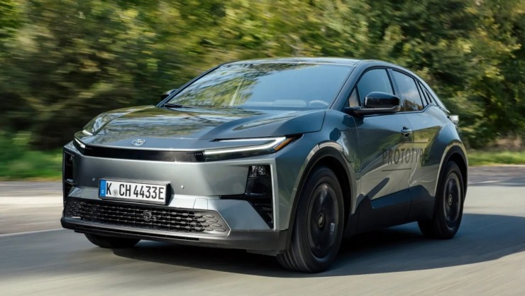 Η Toyota πέρασε στην επόμενη πίστα με το C-HR+