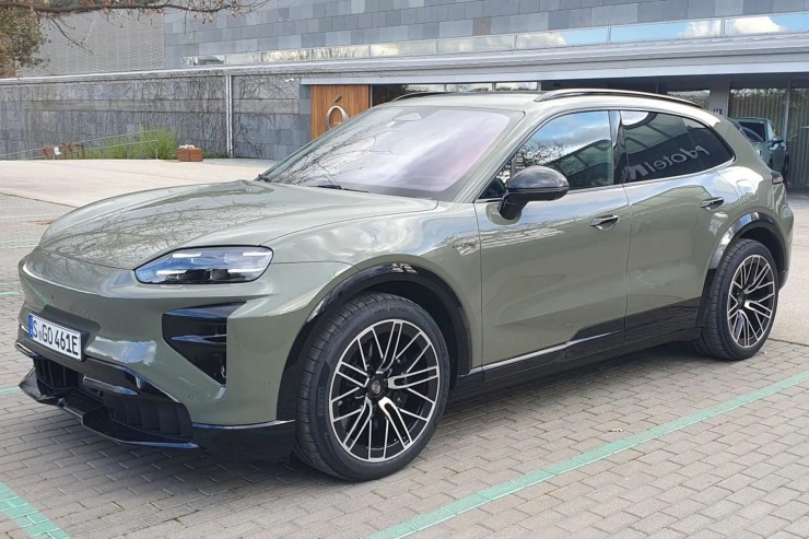 Cayenne Turbo Electric: 1.156 PS, 0-100 σε 2,5” και φάε τη σκόνη μου