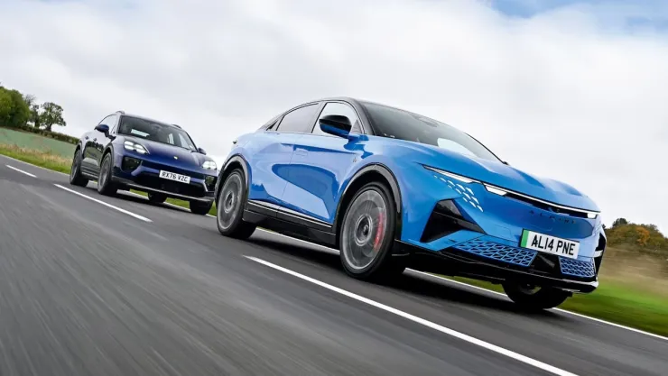 Porsche Macan vs Alpine A390: Tα πιο σπορ EV SUV έρχονται αντιμέτωπα