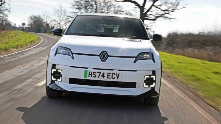 Το θρυλικό Renault 5 γεννιέται ξανά και είναι καλύτερο από ποτέ!