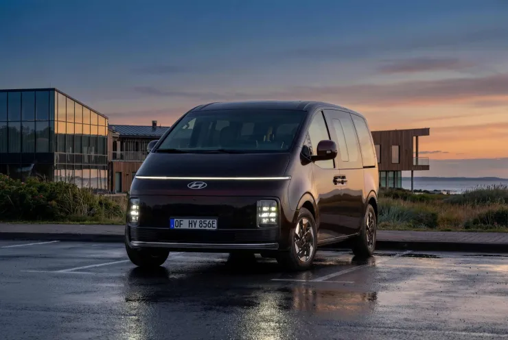 Νέο Hyundai STARIA Electric: Πρακτικότητα και χώροι με μηδενικούς ρύπους