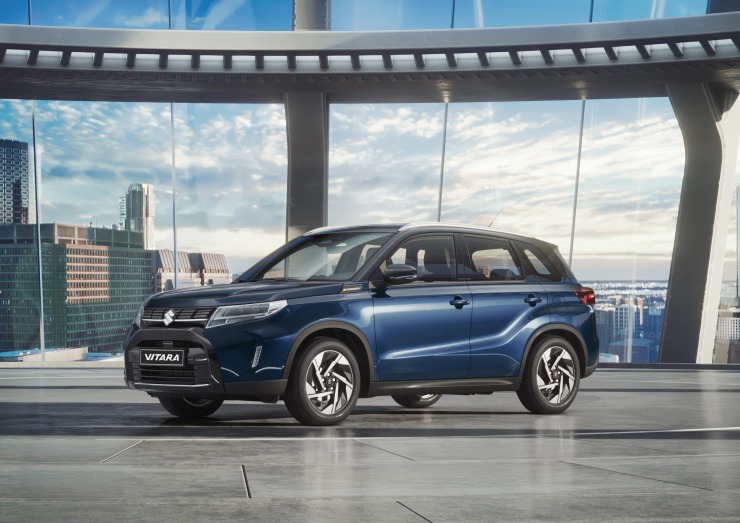 Suzuki Vitara 2025: Με αναβαθμισμένο κινητήρα και νέο αυτόματο κιβώτιο – Τιμές