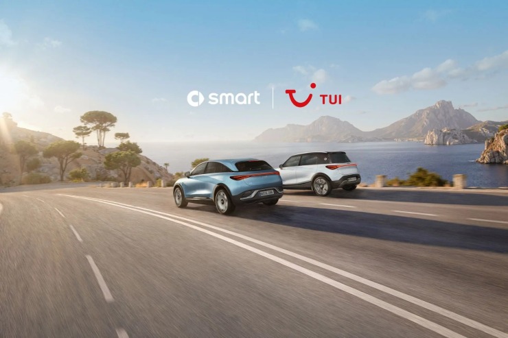 Η Smart και η Tui λανσάρουν κοινή ειδική έκδοση των #1 και #3