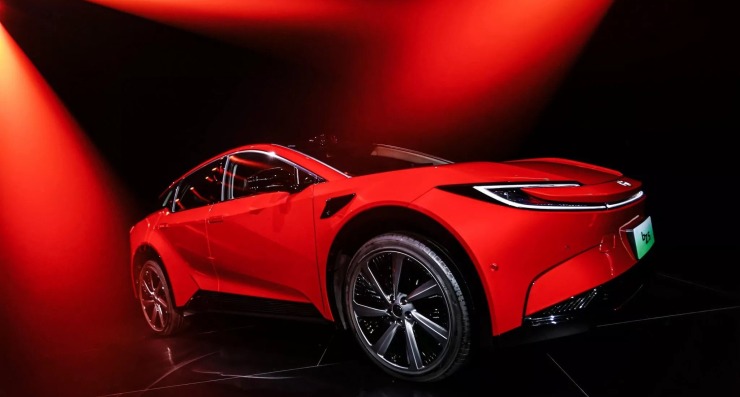 Το νέο Toyota bZ5 κοστίζει στην Κίνα όσο ένα παλιό Corolla