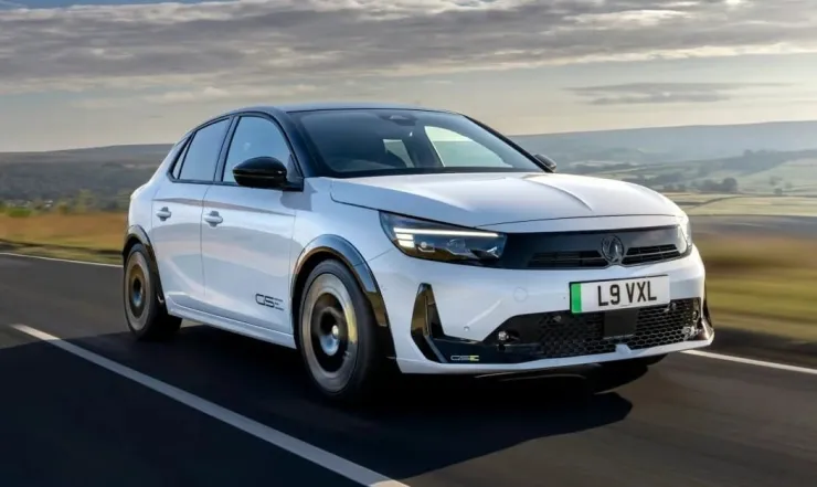 Opel Corsa GSE: Το ηλεκτρικό που βάζει φωτιά στα hot hatch