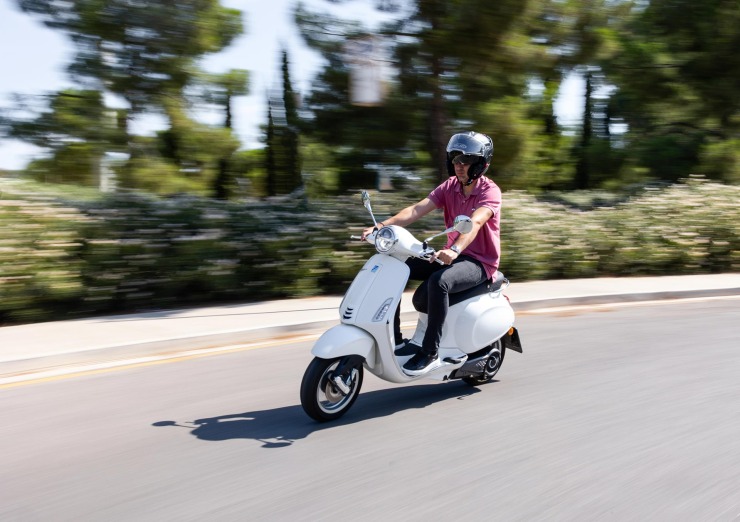 Test Ride – Vespa Primavera Elettrica: Στιλάτη και απoδοτική!