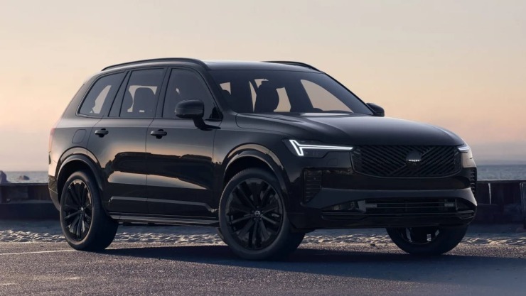 Volvo XC90 Black Edition: Η υβριδική SUV ναυαρχίδα της Volvo… σκουραίνει!