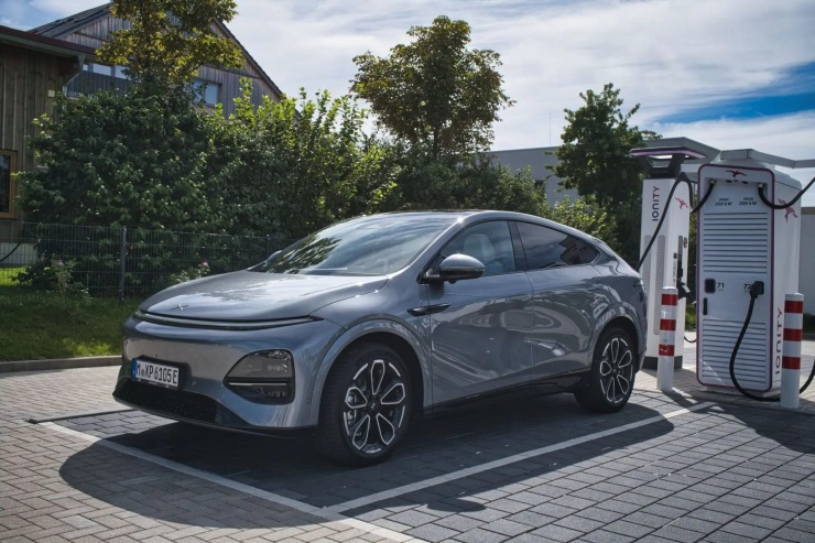 Οδηγώντας το Xpeng G6 Performance – Φόρτιση ένα χλμ ανά δευτερόλεπτο