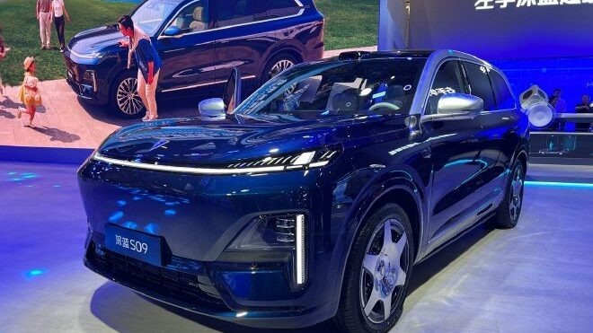Νέο Deepal S09: Το «Έξυπνο Κτήνος» των SUV που απειλεί τον ανταγωνισμό!