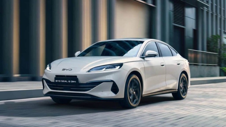 Νέο BYD Seal 6 DM-i: Το PHEV sedan που ανεβάζει τον πήχη στην κατηγορία