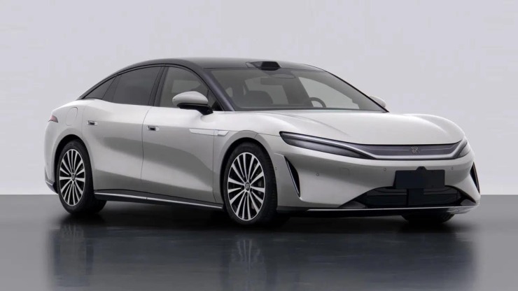Η BYD «χτυπά» τη Mercedes! Νέο πολυτελές sedan με 764 PS και αυτονομία άνω των 1.000 Km