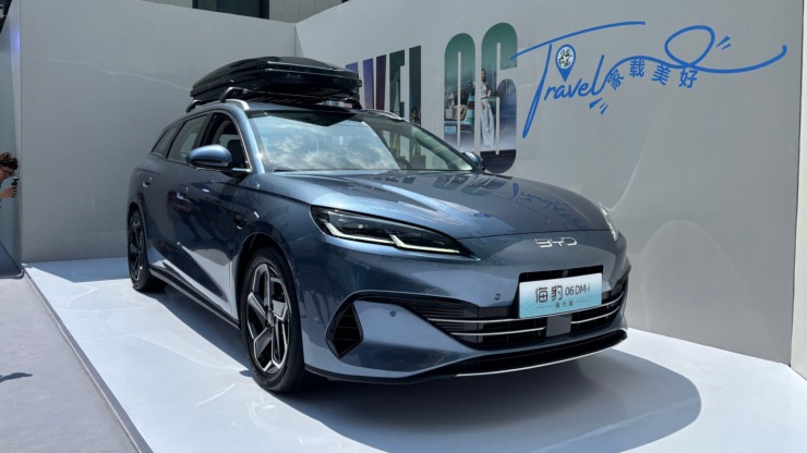 BYD Seal 06 DM-i Wagon: Plug-in υβριδικό με αυτονομία 2.000 χλμ. και τιμή πάτωμα