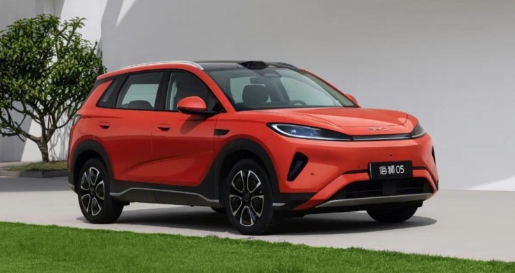 Το νέο BYD Sealion 05 DM-i και EV λανσαρίστηκε στη Κίνα με τιμή «πάτωμα»