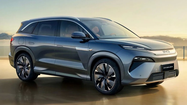 BYD Sealion 8 – Το υβριδικό SUV που απειλεί Kia EV9 και Hyundai Ioniq 9!