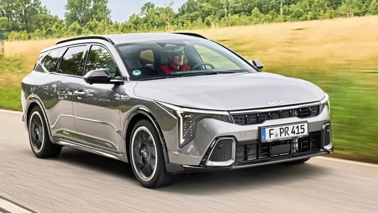 Kia K4 Sportswagon: Το station wagon που θέλει να βάλει τα SUV στη… ναφθαλίνη