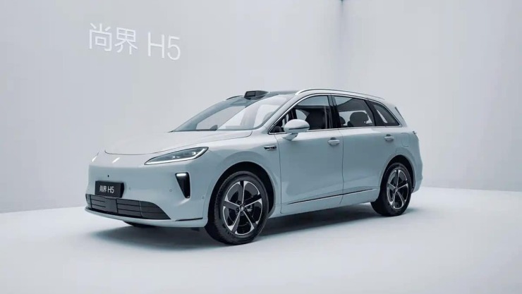 Το νέο SUV της Huawei σπάει ρεκόρ με 50.000 παραγγελίες σε 18 ώρες!