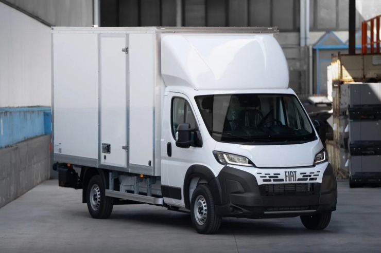 Νέο Fiat Cargo Box: Ηλεκτρικό βαν υψηλών επιδόσεων από τη Stellantis