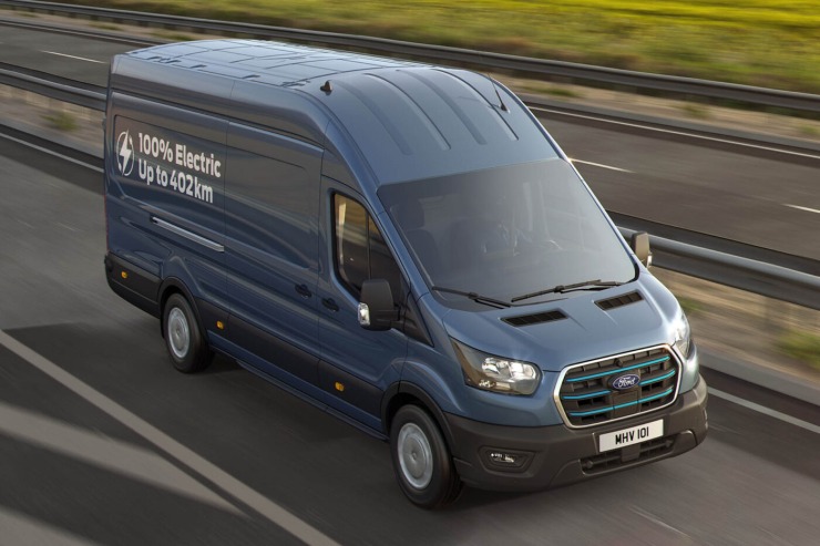 Το Ford E-Transit με μεγαλύτερη μπαταρία διαθέσιμο για παραγγελία από €64.590