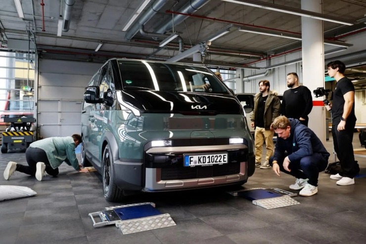 Το Kia PV5 Cargo έκανε παγκόσμιο ρεκόρ Γκίνες με 693 Χλμ. σε μία φόρτιση! Το Kia PV5 Cargo έκανε παγκόσμιο ρεκόρ Γκίνες με 693 Χλμ. σε μία φόρτιση!