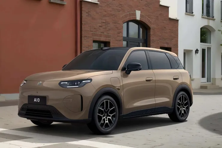 Leapmotor A10: Ο αντίπαλος του BYD Atto 2